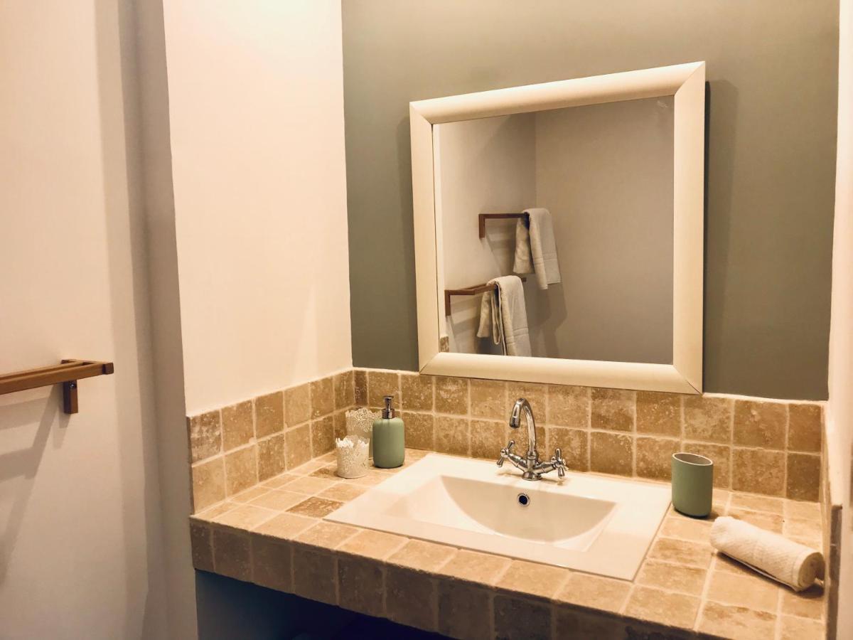 La Petite Sardine Bed and Breakfast Lirac Εξωτερικό φωτογραφία