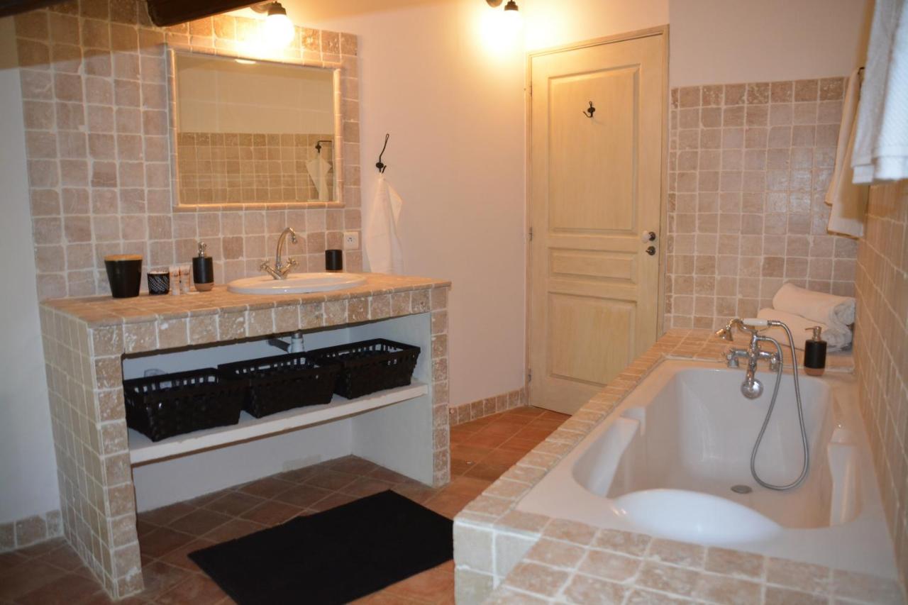 La Petite Sardine Bed and Breakfast Lirac Εξωτερικό φωτογραφία