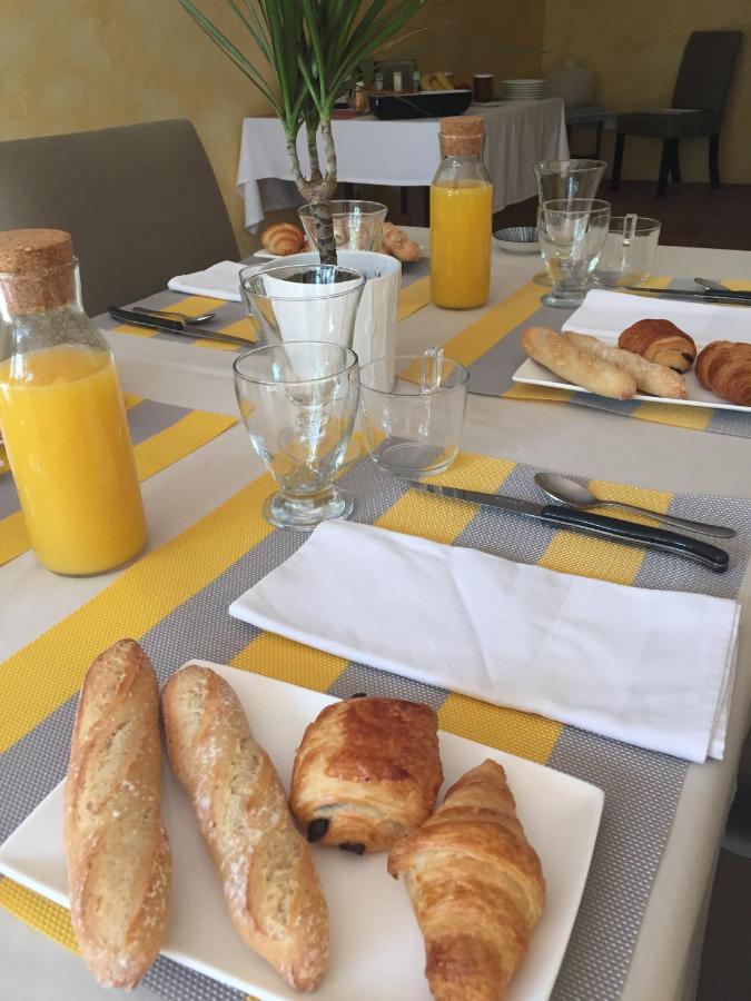 La Petite Sardine Bed and Breakfast Lirac Εξωτερικό φωτογραφία