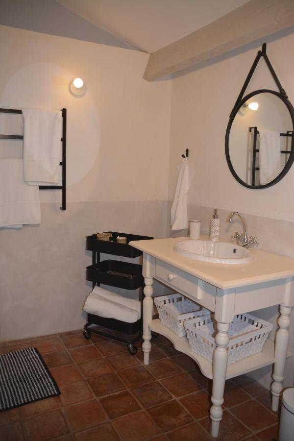 La Petite Sardine Bed and Breakfast Lirac Εξωτερικό φωτογραφία